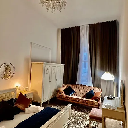 Csaky Palace 1 Apartament Bratysława