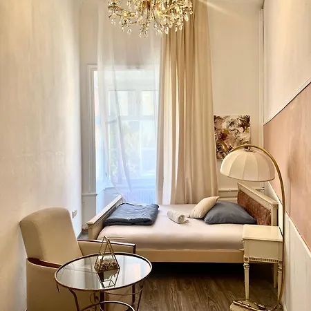 Csaky Palace 1 Apartament